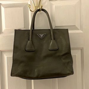 PRADA Twin Pocket Tote Medium Scamosciato